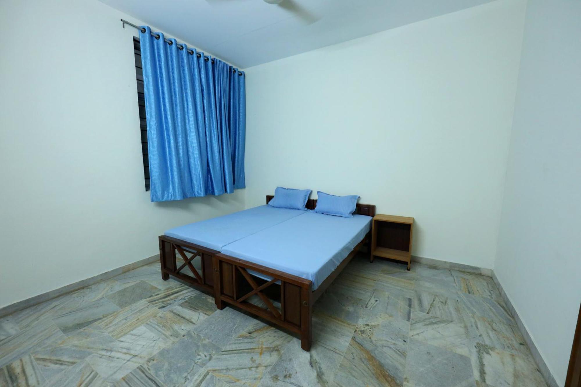 Hotel Temple View Residency à Chottanikara Extérieur photo